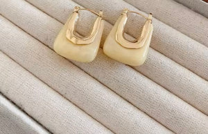 Resin gold earrings