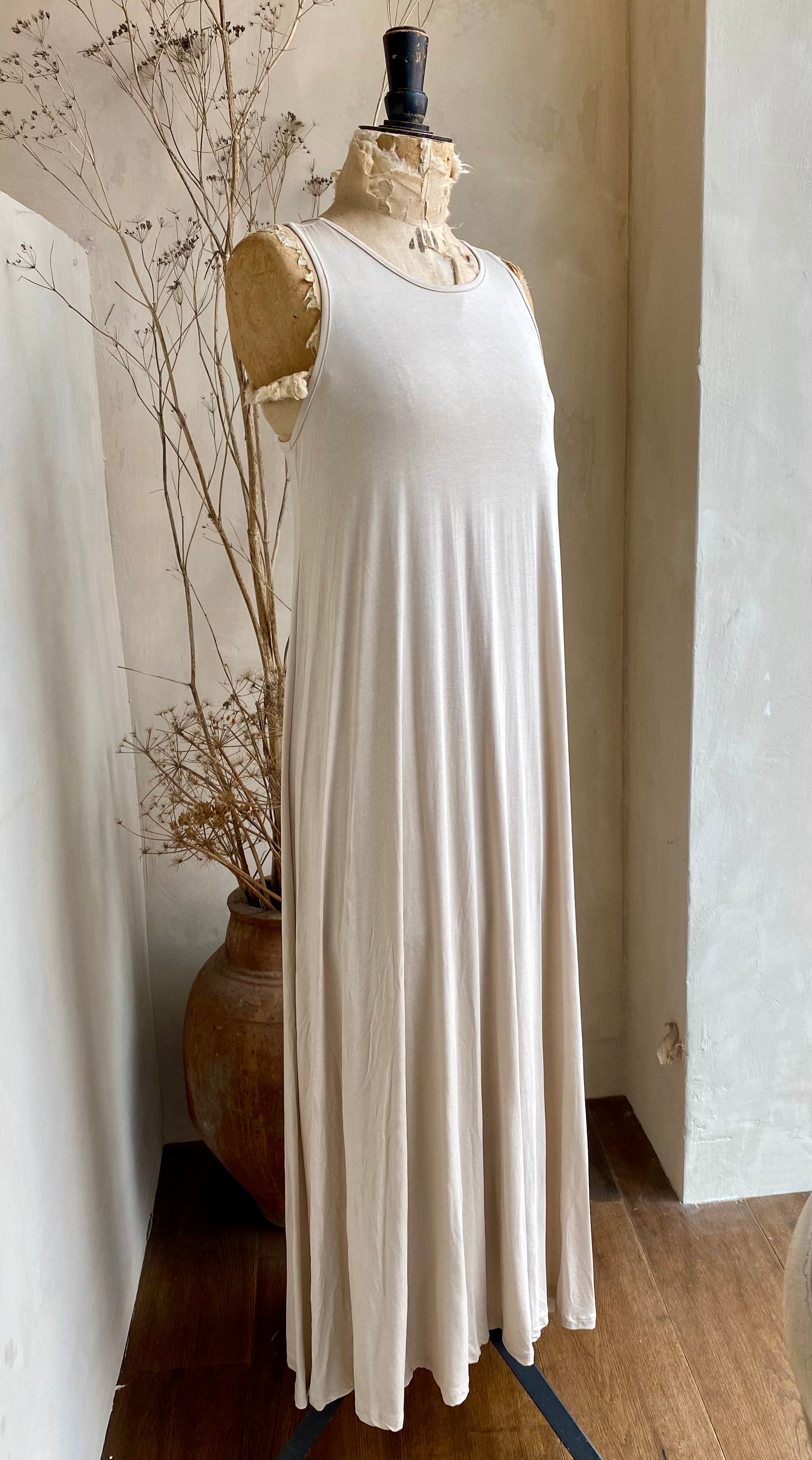 Plain maxi dress