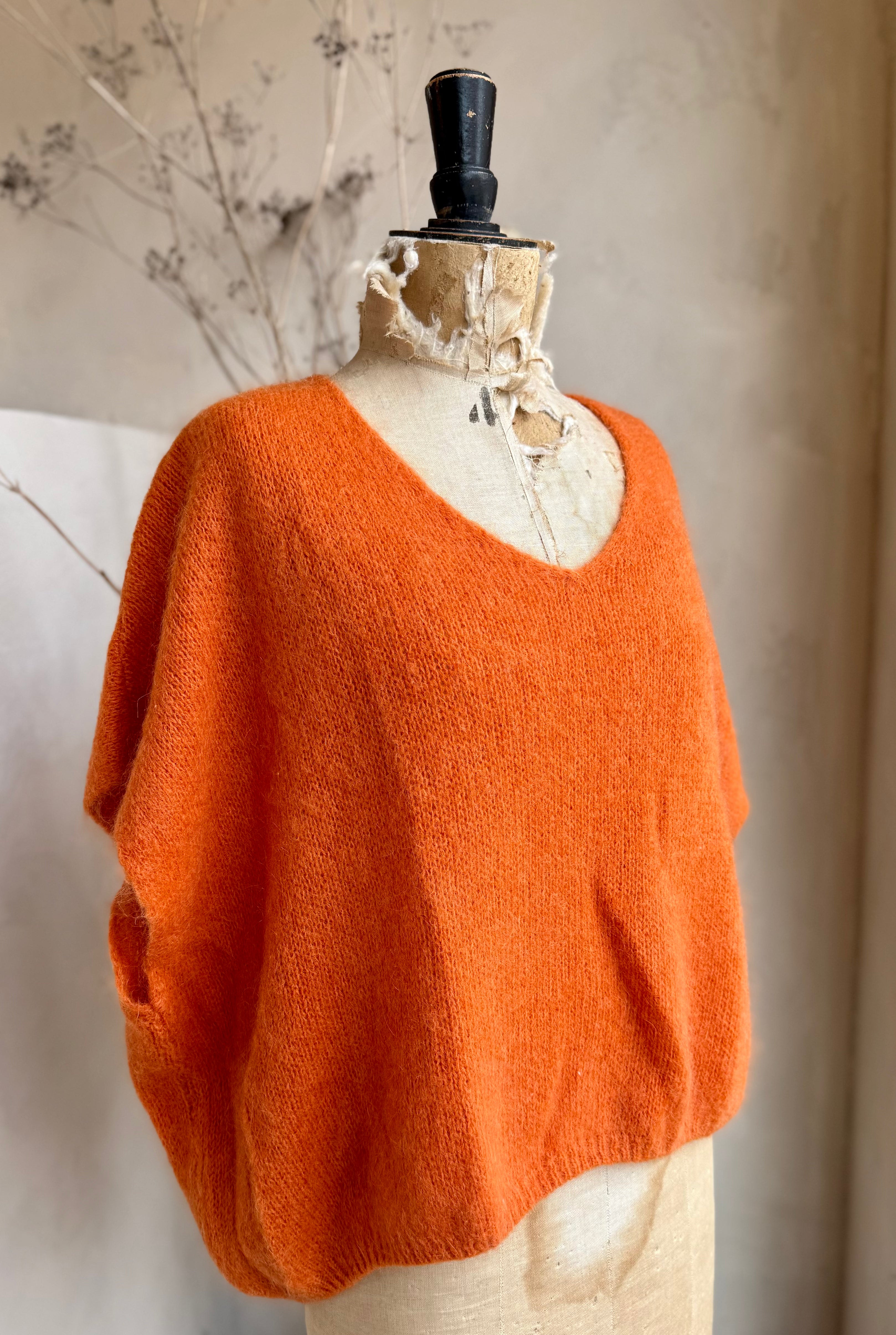 Drop shoulder tank top