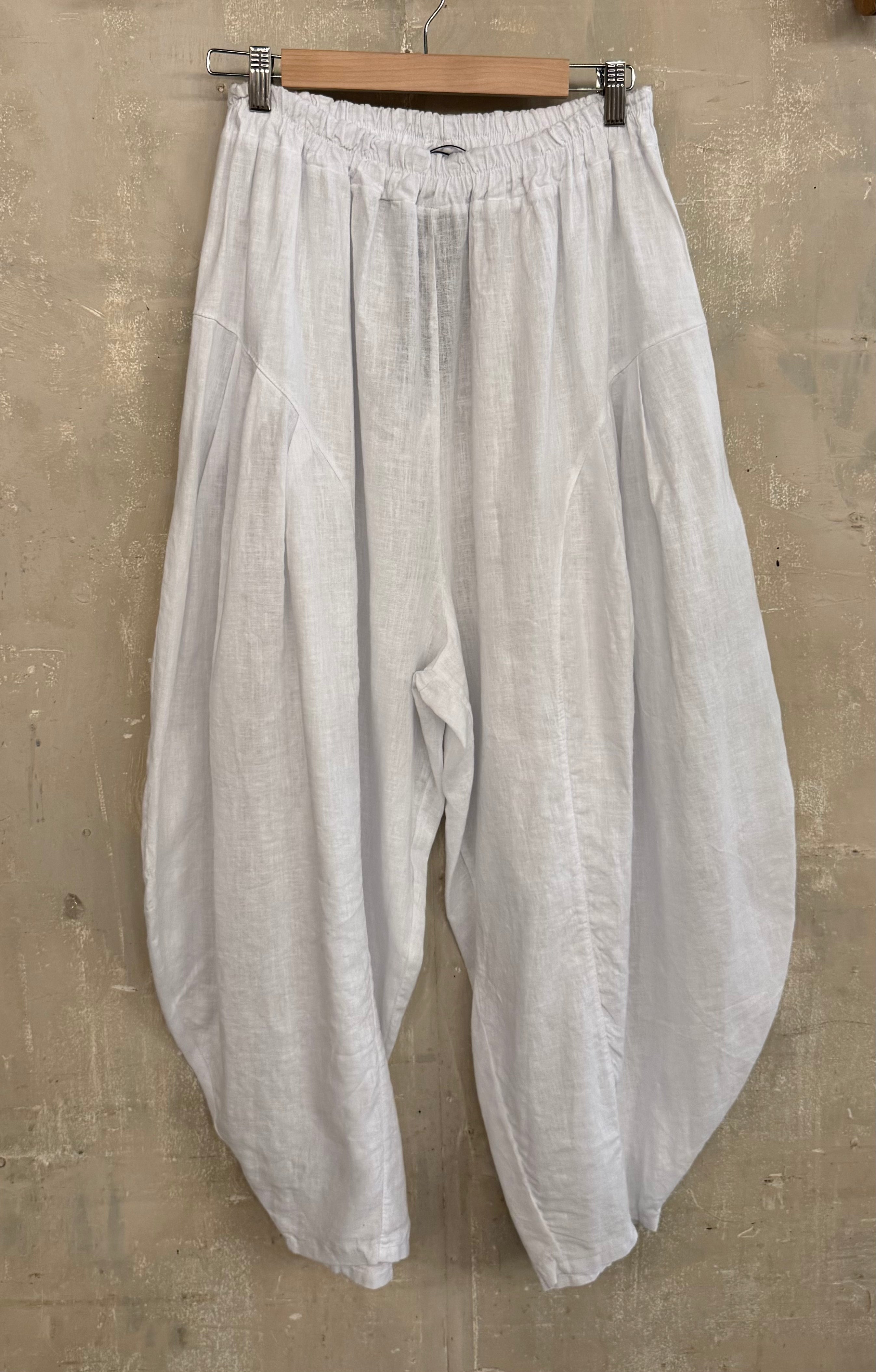 Balloon Leg Linen Trousers