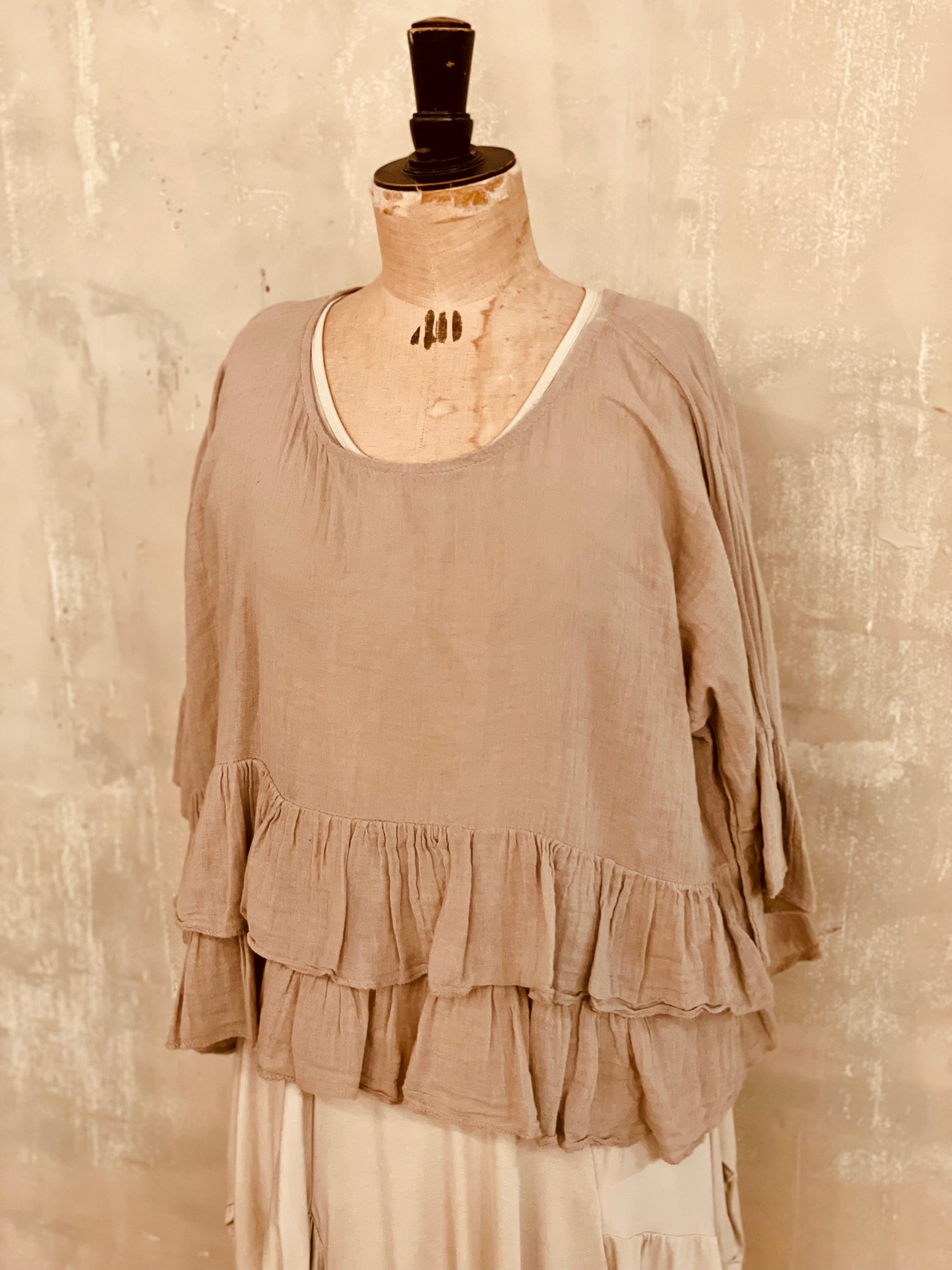 Ruffle hem top